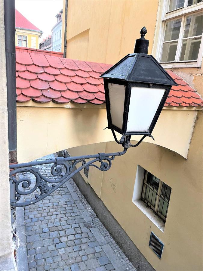 New Design & High Standard Apt From 16Th Century In Old Town-Free Parking 布拉迪斯拉发 外观 照片